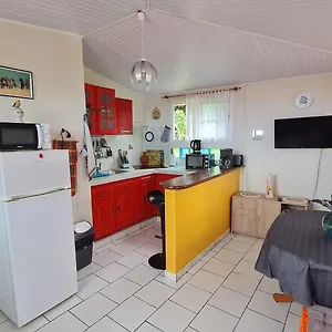 Appartement Le Petit Nid Vanillé, Sainte-Marie